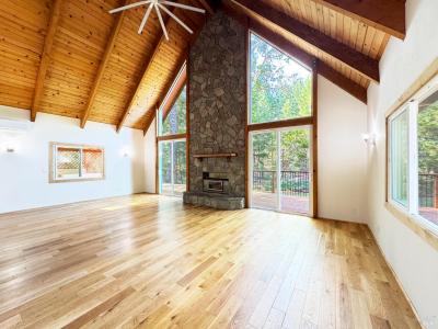 4101 Chinquapin Drive, Willits, Kalifornia 95490, USA