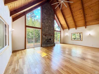 4101 Chinquapin Drive, Willits, Kalifornia 95490, USA
