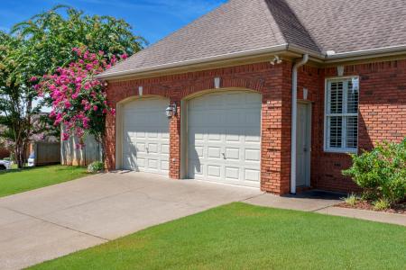 111 James Ct., Florence, Alabama 35630