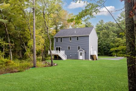 1 Aila Court, Lakeville, 马萨诸塞州 02347, 美国