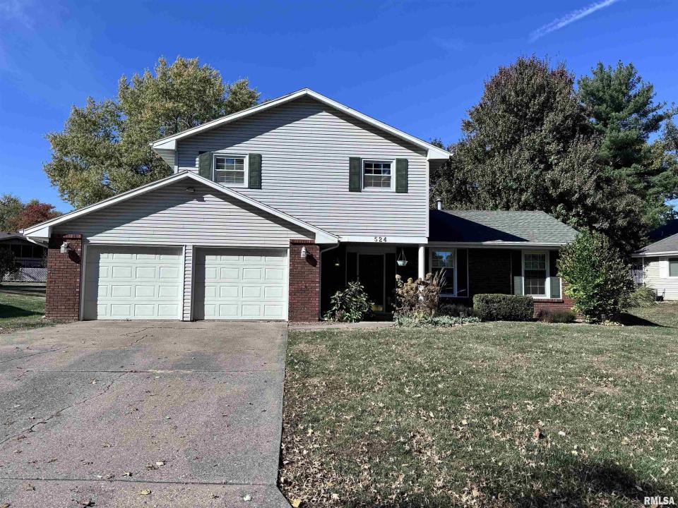 524 MEADOW Drive, Macomb, Illinois 61455