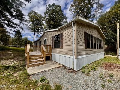 105 York Drive, Greentown, Pennsylvania 18426, USA