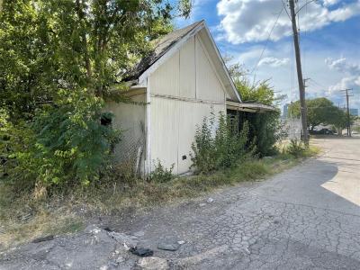 1807 S Malcolm X Boulevard, Dallas, Texas 75226