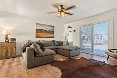 8311 Central Avenue, Orangevale, 加州 95662, 美國