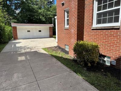 2304 Glendon Road, University Heights, Ohio 44118, Estados Unidos