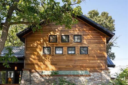 1493 WELLINGTON CRESCENT SOUTH, Winnipeg, Manitoba R3N 0B6, Canada