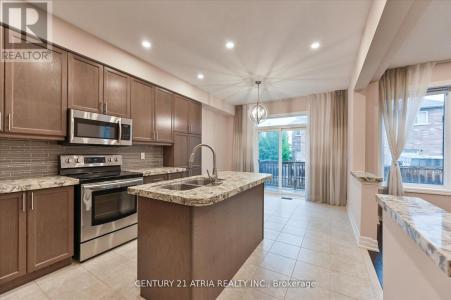 31 FRED MASON STREET, Georgina (keswick South), Ontario L4P 0B2, Kanada