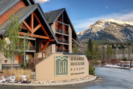 901 MOUNTAIN STREET, Canmore, Alberta T1W 0C9, Canada