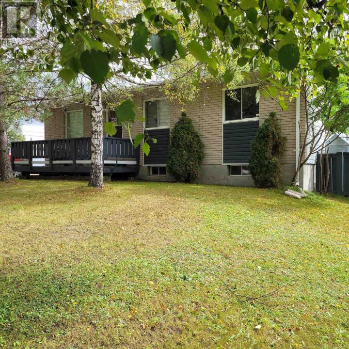 34 TERRACE HEIGHTS DR, Terrace Bay, Ontario P0T 2W0, Canada