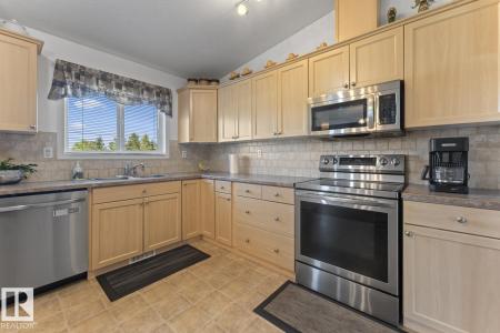 3808 2ND STREET, Mallaig, Alberta T0A 2K0, Canada