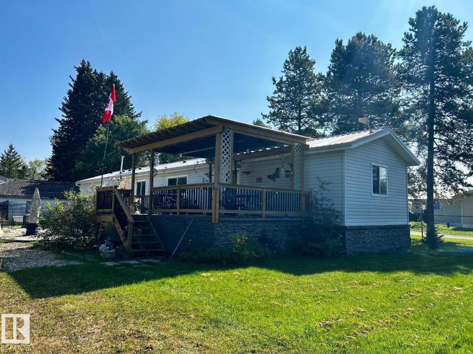 109 4 STREET E, Rural Wetaskiwin County, アルバータ T0C 0T0, カナダ