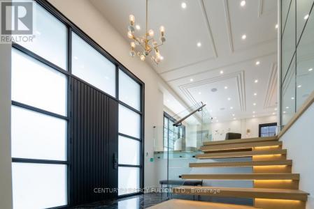 210 HOMEWOOD AVENUE, Toronto (newtonbrook West), 安大略省 M2M 1K6, 加拿大