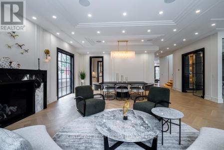 210 HOMEWOOD AVENUE, Toronto (newtonbrook West), 安大略省 M2M 1K6, 加拿大