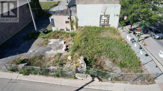 205 KING STREET WEST, Brockville, Ontario K6V 3R7, Canada