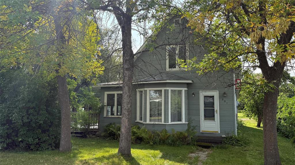 201 LOVETT STREET, Deloraine, Манитоба R0M 0M0, Канада
