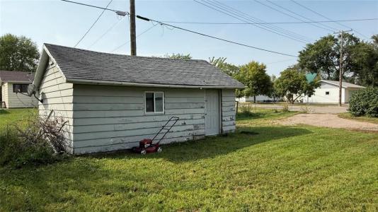 201 LOVETT STREET, Deloraine, Манитоба R0M 0M0, Канада