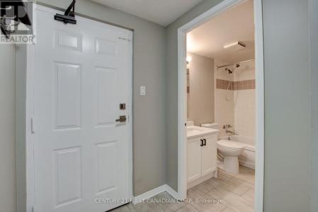 155 KENT STREET, London East (east F), オンタリオ N6A 5N7, カナダ