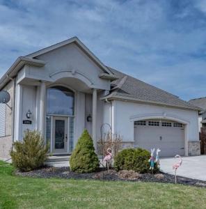 5761 IRONWOOD STREET, Niagara Falls, Ontario L2H 0G4, Canada