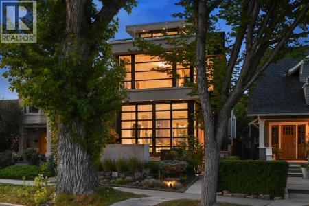 530 CRESCENT ROAD NORTHWEST, Calgary, Alberta T2M 4A5, Canada