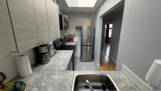 4473  Av. de l'Esplanade, Montréal (Le Plateau-Mont-Royal), Quebec H2W 1T2, Canada