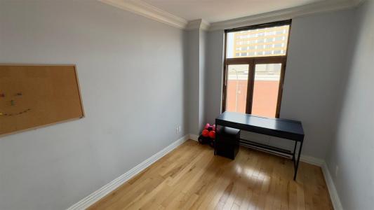 4473  Av. de l'Esplanade, Montréal (Le Plateau-Mont-Royal), Quebec H2W 1T2, Canada