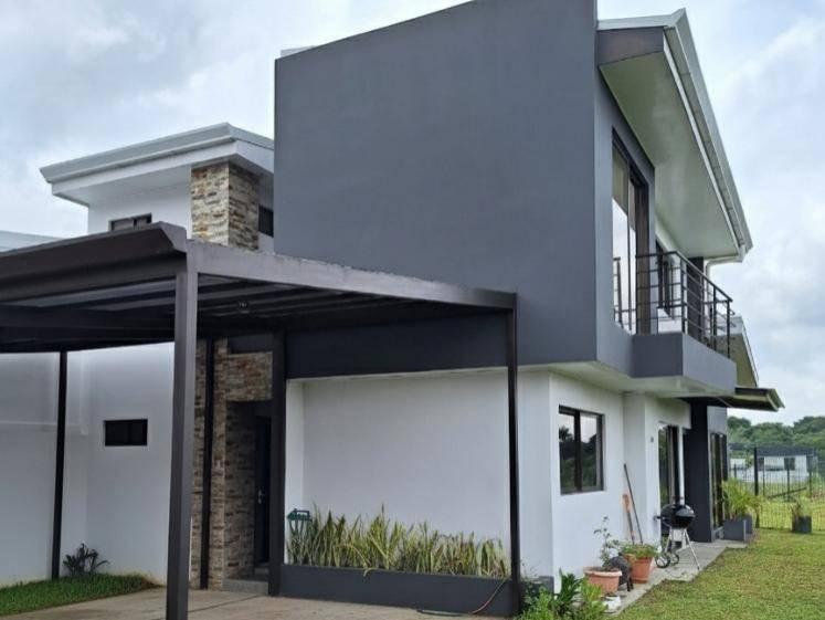 Radial Arnoldo Kopper Vega , Grecia Grecia, 阿拉胡艾拉 00001, 哥斯達尼加