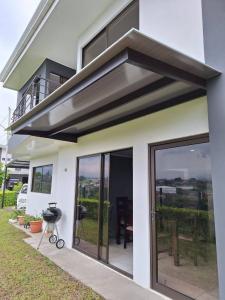 Radial Arnoldo Kopper Vega , Grecia Grecia, 阿拉胡艾拉 00001, 哥斯達尼加