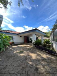 La Estancia Managua Managua, Managua 00001, Nicaragua