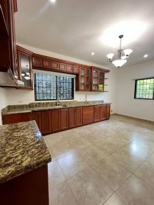 La Estancia Managua Managua, Managua 00001, Nicaragua