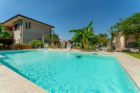 VIA ETNEA, Tremestieri Etneo, Sicilia 95030, Italy