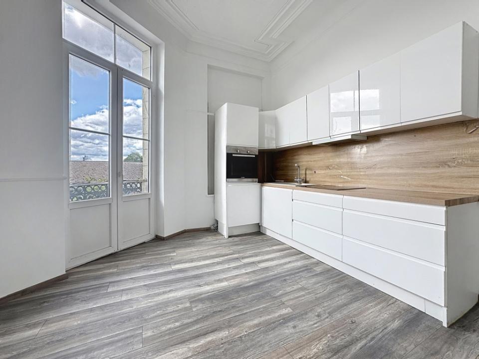 Av. Monplaisir  61 2, Schaerbeek, 比利时