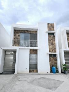 CIRCUITO LINCE 49,, Torreón, Coahuila 27023, Mexico