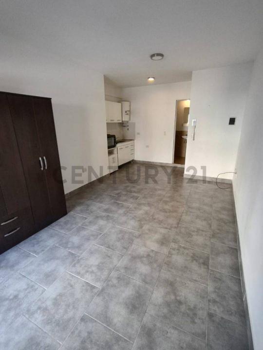 montevideo 1738, Rosario, Santa Fe 2000, Argentina