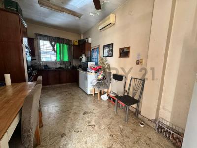 Urdinarrain 349, Morón, GBA Oeste 1753, 阿根廷