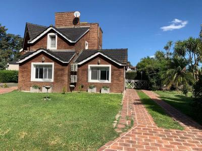 Almafuerte 3901, Moreno, GBA Oeste 1744, Argentinien