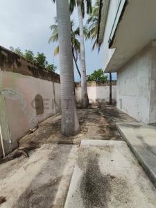 Calle Andres Eloy Blanco Cruce con Andres Bello Venta de Casa Comercial, Barcelona, Anzoategui 6001, Venezuela