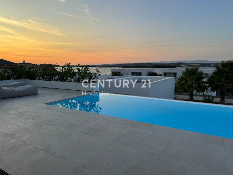 Tkon, Tkon, Zadarska Županija 23212, קרואטיה