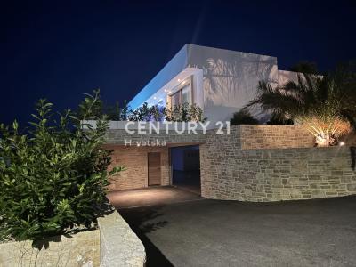 Tkon, Tkon, Zadarska Županija 23212, קרואטיה