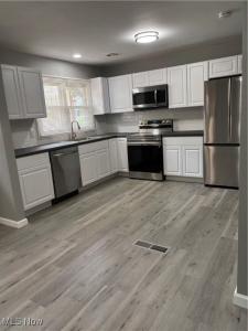 97 Idlewood Road, Youngstown, Ohio 44515, États-Unis