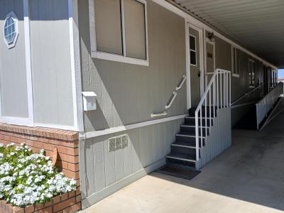 2459 N Oaks Street 127, Tulare, Kalifornia 93274, USA