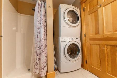 89 Steele Road, Peterborough, ניו המפשייר 03458, ארצות הברית של אמריקה