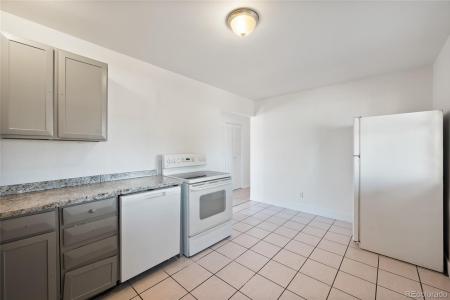 13301 Randolph Place, Denver, Kolorado 80239, USA