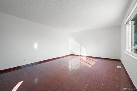 13301 Randolph Place, Denver, Kolorado 80239, USA