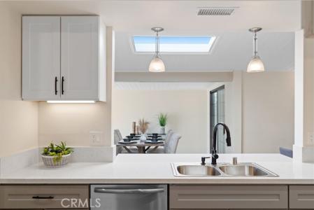 2018 E Glenwood Avenue, Fullerton, Kalifornien 92831, USA