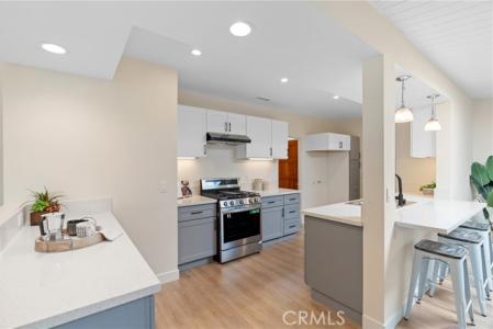 2018 E Glenwood Avenue, Fullerton, Kalifornia 92831, USA