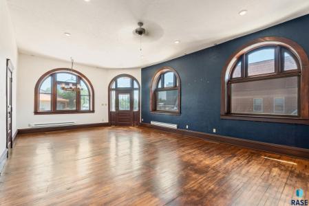 101 N Main Ave Avenue, Hartford, דרום דקוטה 57033, ארצות הברית של אמריקה 