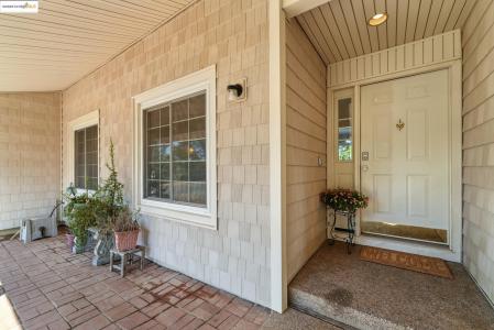 2422 Cheyenne Rd, Copperopolis, California 95228