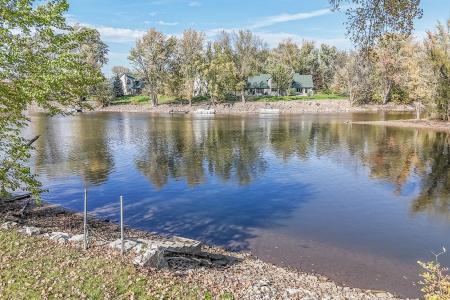 211 E Wolf River Avenue, New London, Wisconsin 54961-1470, Amerika Birleşik Devletleri