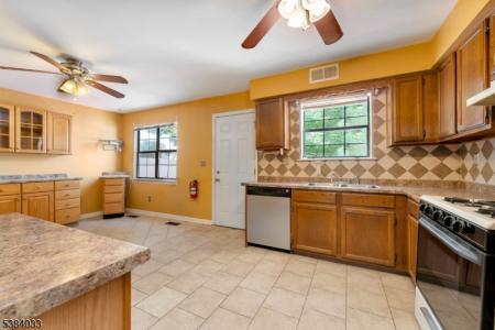 209 Riva Drive, Hackettstown, New Jersey 07840