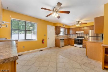 209 Riva Drive, Hackettstown, New Jersey 07840